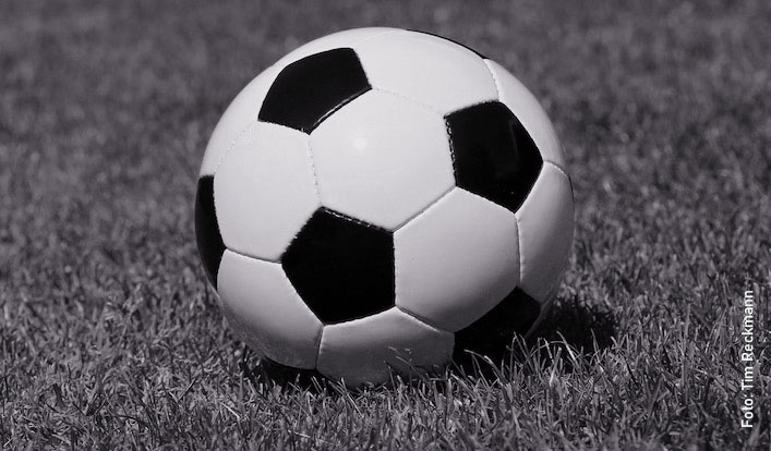 Kicken wie Alexandra Popp – Kommt zur Mädchen-Fußball AG