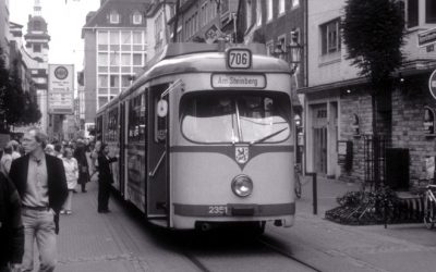 Mit der Linie 706 durch das 20. Jahrhundert